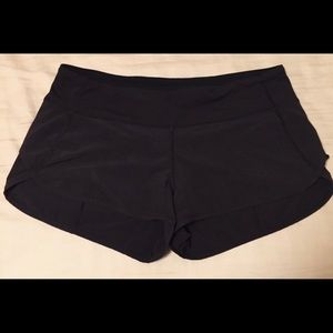 Lululemon Black Speed up Shorts 2”